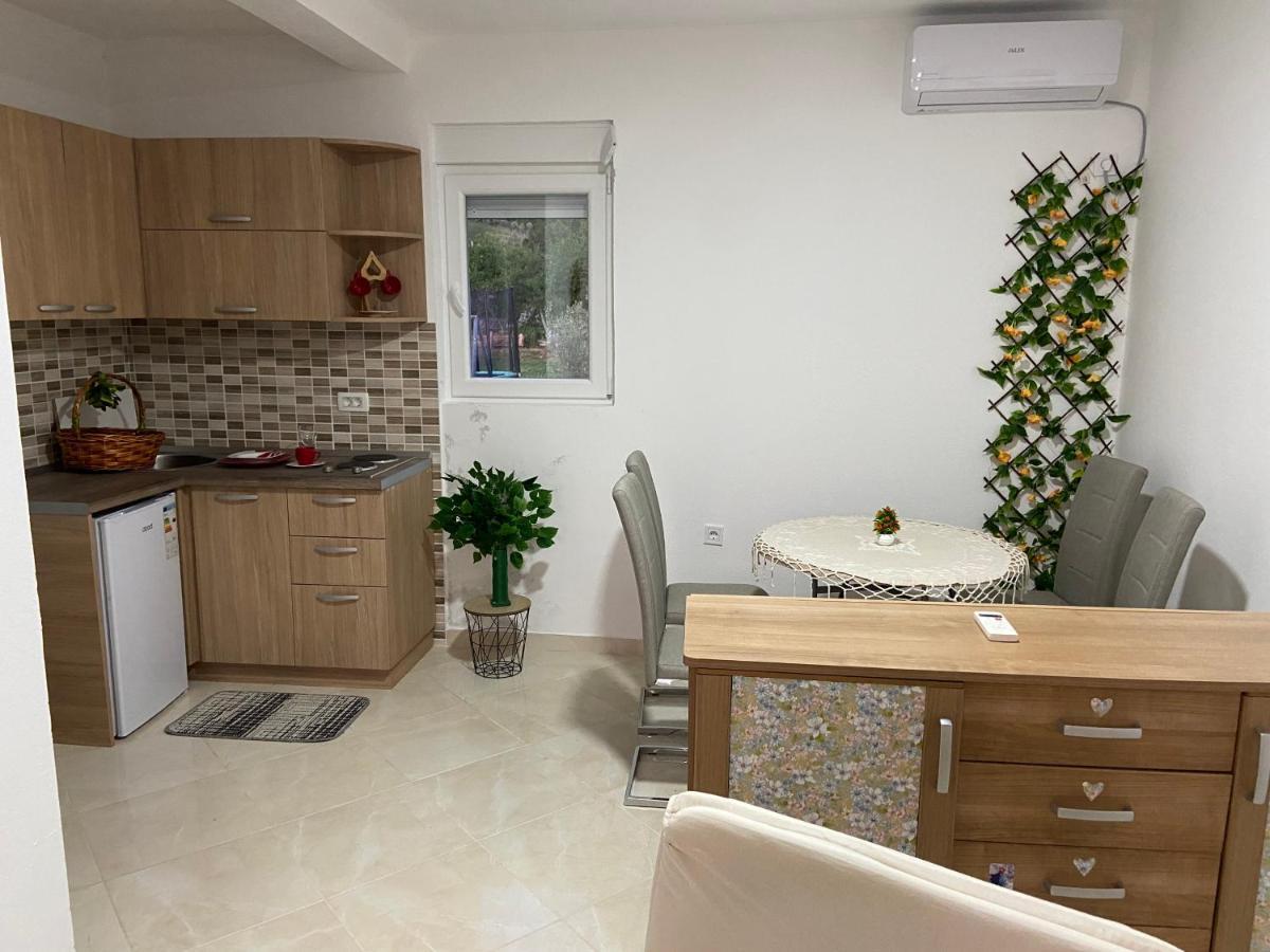 Kotor Apartman Green Sailorアパートメント エクステリア 写真